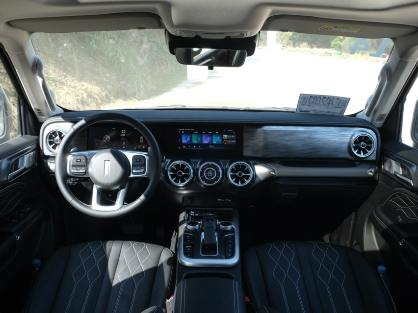 性能堪比50万SUV！正式上市却不到18万！真香