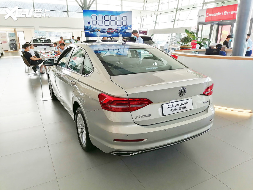 闲来无事看看全新一代朗逸这个车