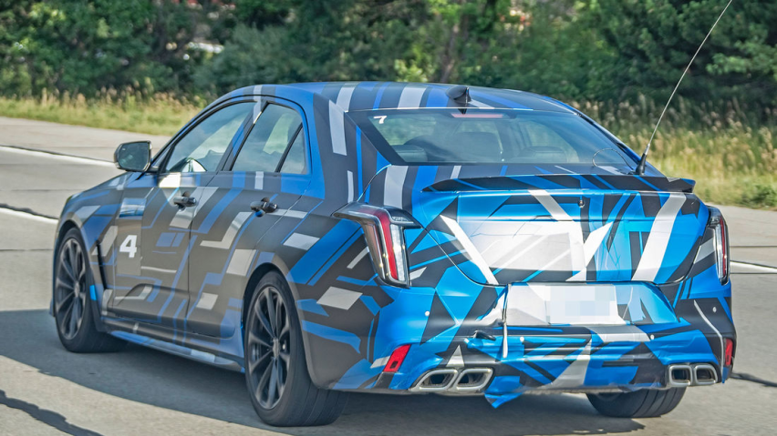 V6/V8+手动挡+后驱 凯迪拉克CT4-V 与CT5-V