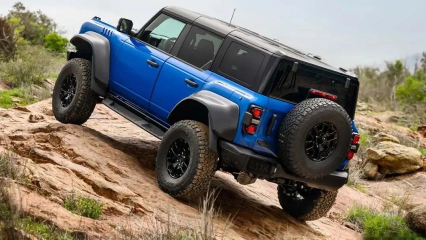 【E汽车】福特发布Bronco Raptor烈马猛禽版车型