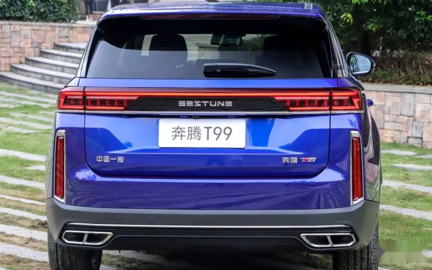 10余万买一台2.0T的中型SUV，奔腾T99只是虚有其表？