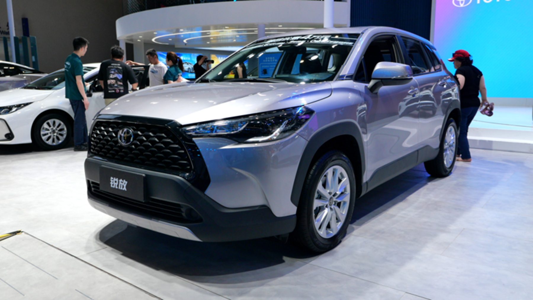 �ɴ����� ����ُ܇���_�߃r(ji��)���a(ch��n)���;o��SUV