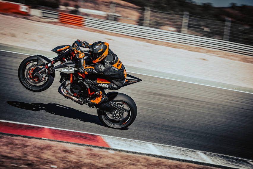 野兽入侵，注意！2023 KTM 1290 SUPER DUKE RR
