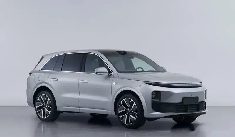 理想MEGA是好车，但是李想的狂傲该“敲打”
