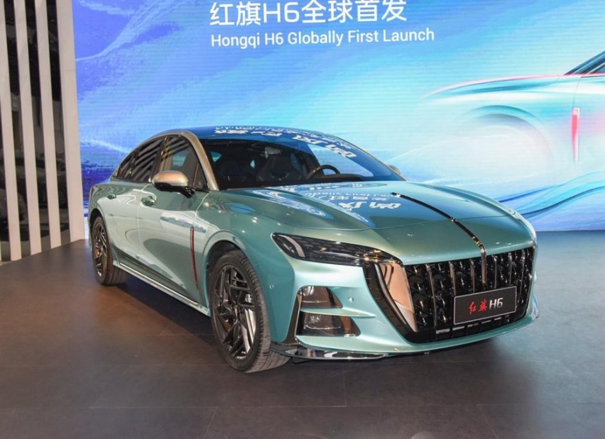 红旗H6走出舒适区，与奥迪A4、宝马3系同级较量，冲击豪华高端