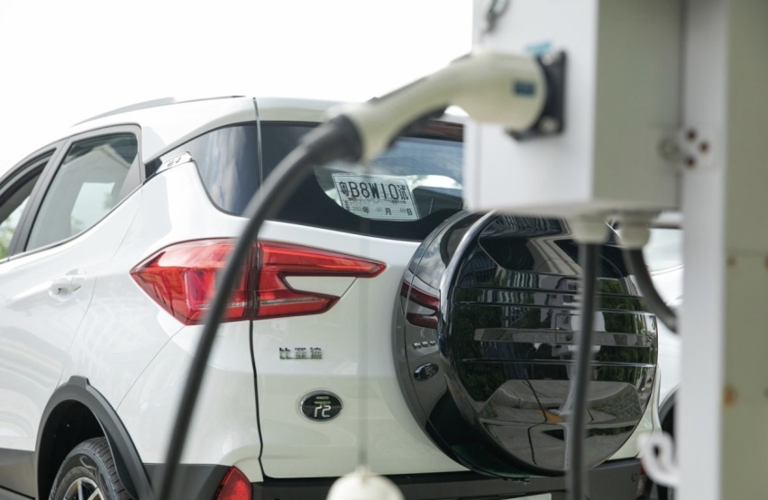 盘点6款“背书包”的国产SUV，最便宜的不到六万块就能买到？