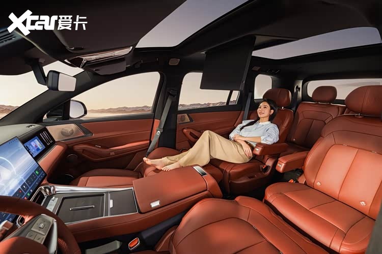 迪迪虾AI上车 腾势N8L纯电版正式上市 29.98万起售