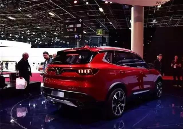 越南首款国产SUV，颜值不俗，搭载2.0T动力，引入国内能火吗？