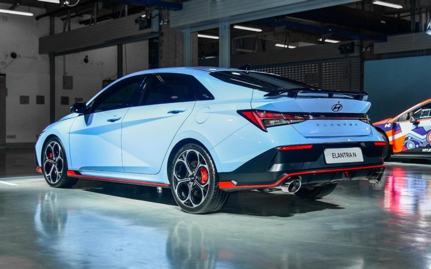 还买啥TYPE R！现代高性能车伊兰特N只需25.98万，能5.3秒就