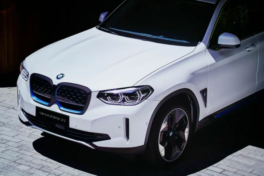 新生代电动豪华新选择，BMW iX3带你一路驭春而行！