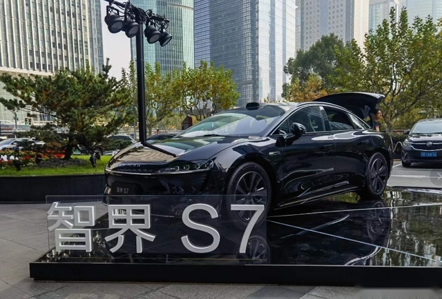 入门即高配，标配华为ADS辅助驾驶，智界S7是否值得买？
