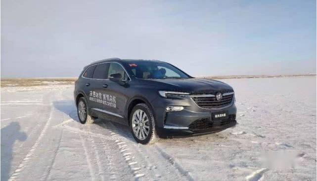 闹心！刚买的别克昂科旗才行驶200多公里，挂上倒档竟倒不了车