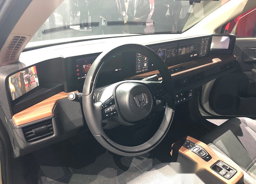 呆萌新宠 续航虽然199KM 但是价格也不过7000元