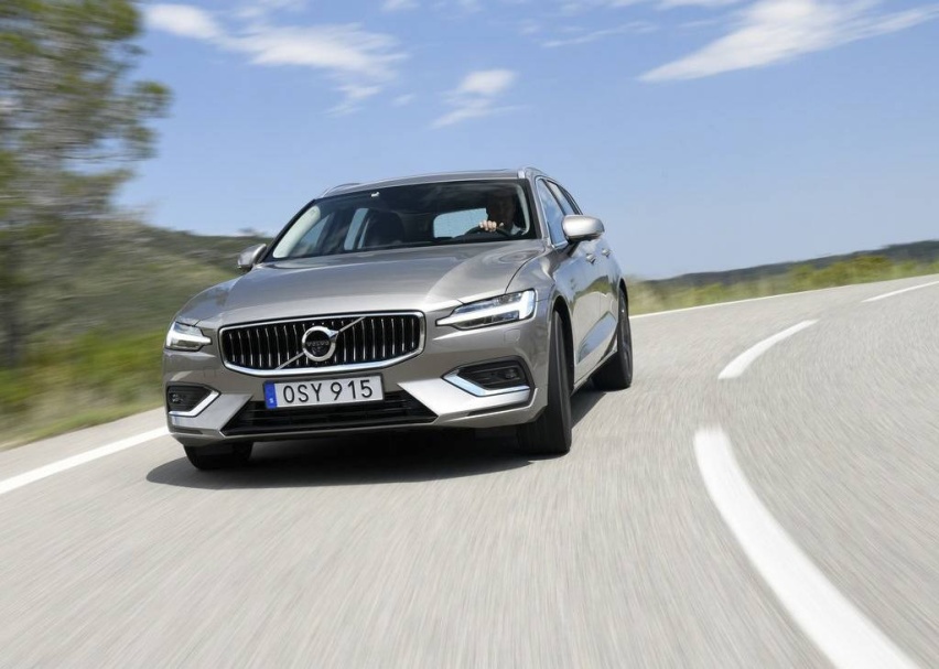 Volvo-V60-2019-1024-2e.jpg
