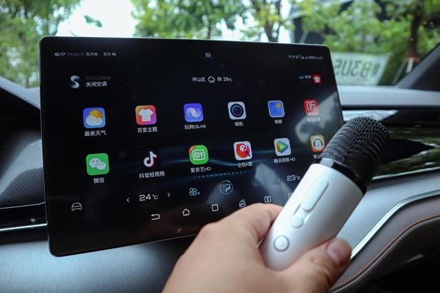 试驾比亚迪唐燃油版 没了DM后缀依旧很“哇塞”