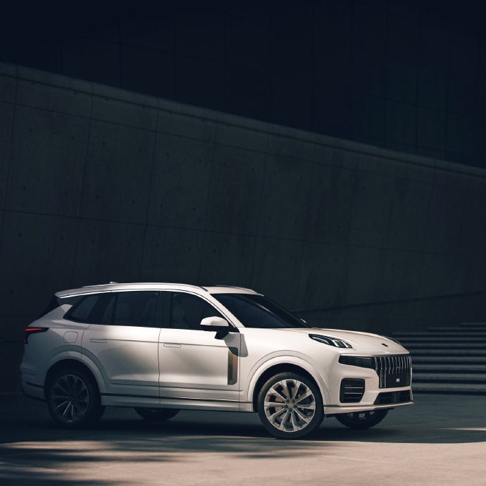 领克首款旗舰SUV，09全球首秀
