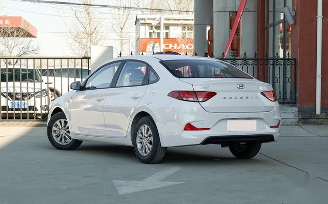 合资紧凑型轿车，现代悦动颜值高还省油，值得购买吗？