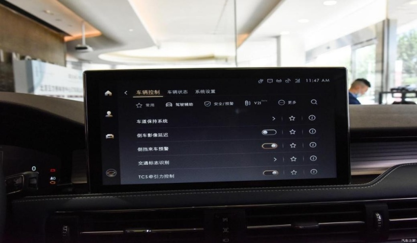 林肯冒险家和沃尔沃XC40，谁才是豪华SUV标杆?