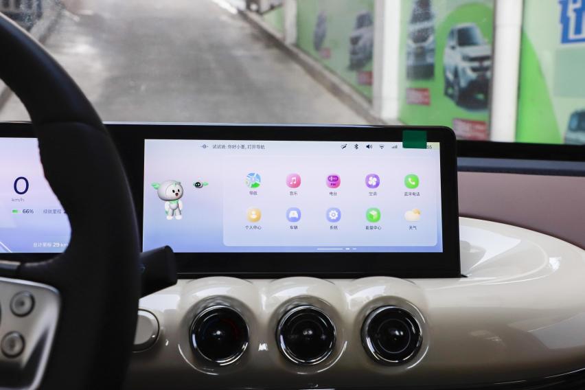 10万块的纯电代步车，买这几款比较靠谱又好看