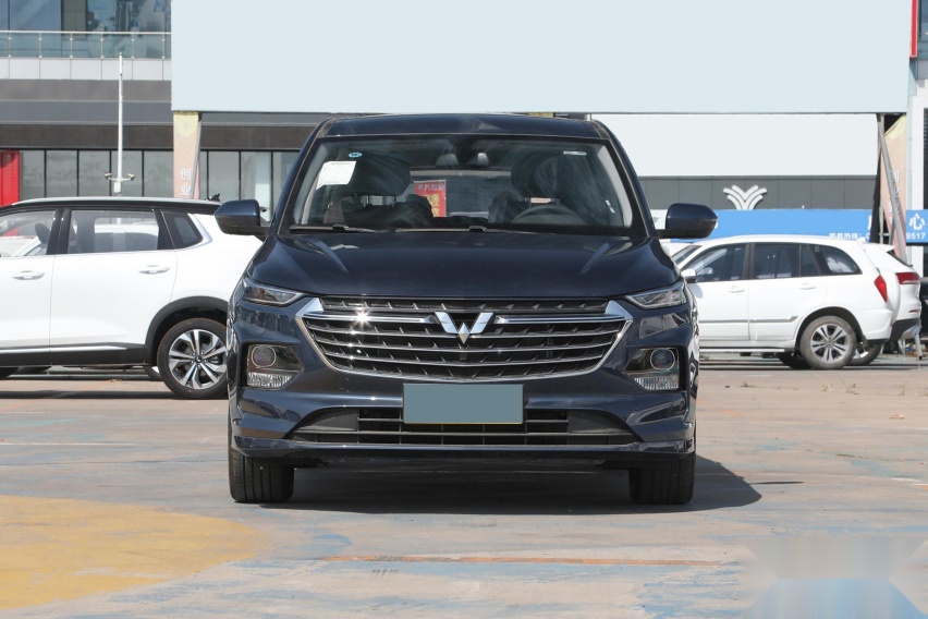 工薪家庭建议开MPV,不妨看看这两款车,省油还耐用