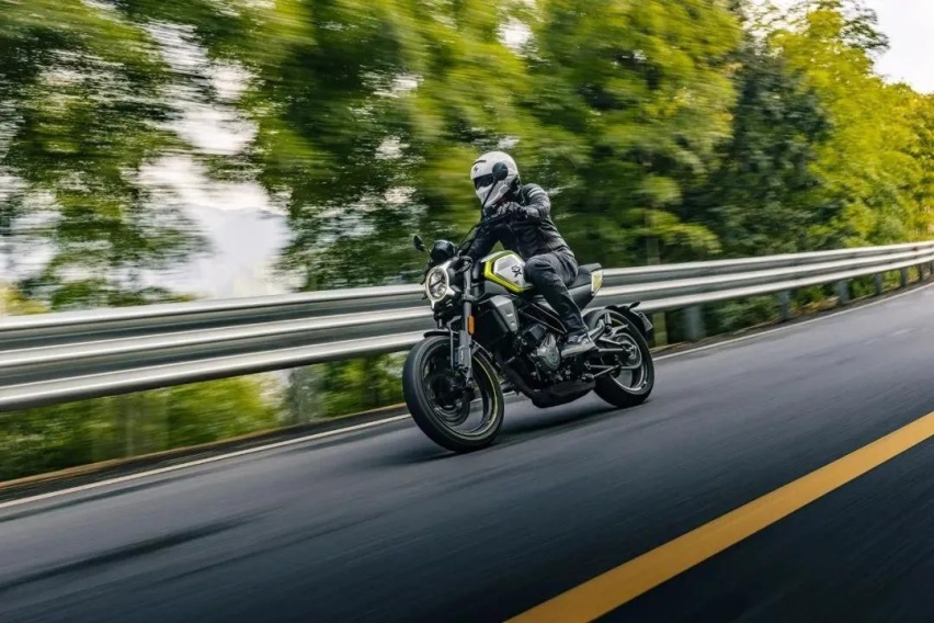 春风250CL-X售价公布 有实力成为250cc复古车爆款