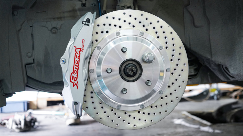 雷克萨斯ES300h(XZ10)改装升级Rotora刹车