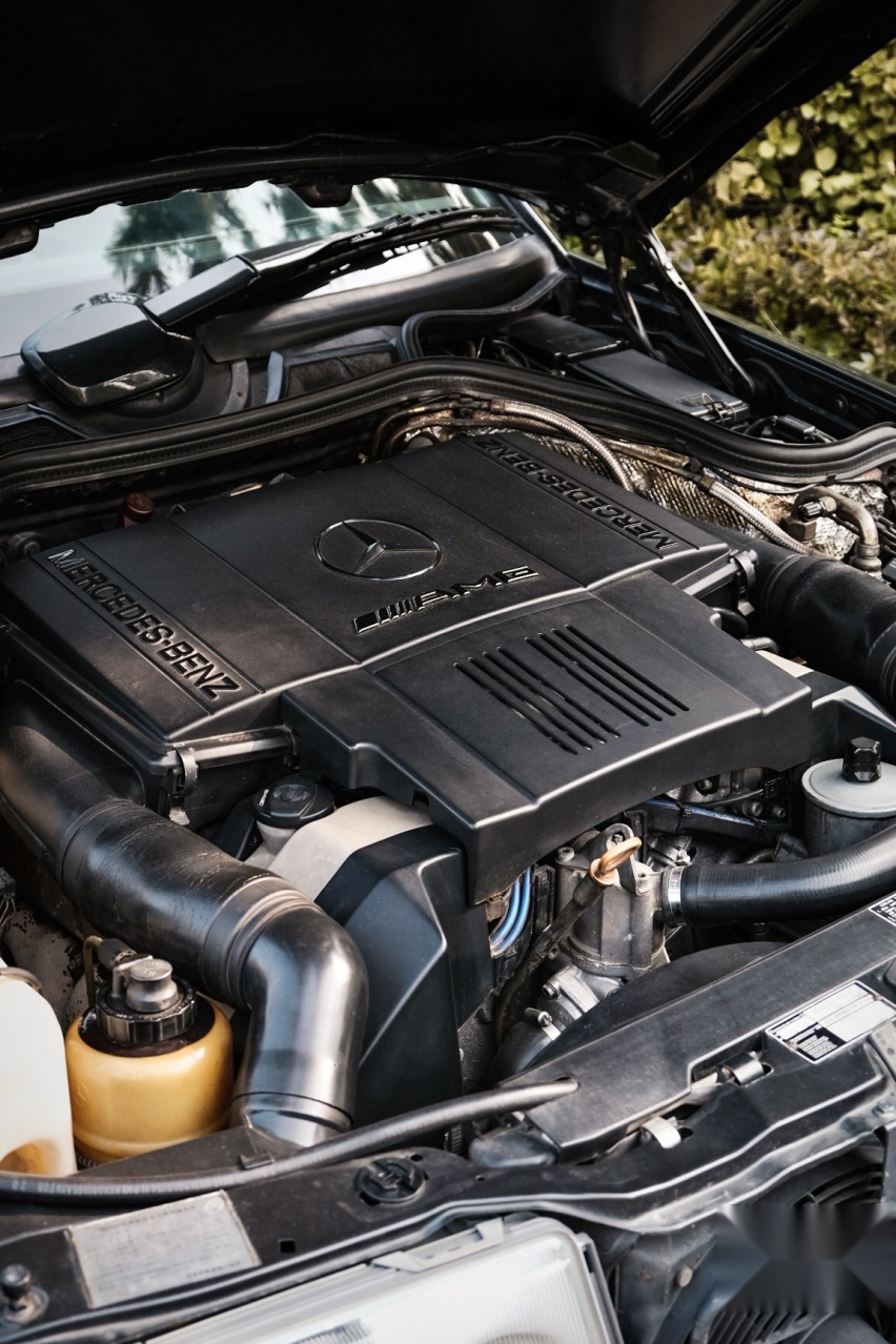 珠联璧合之作:梅赛德斯—奔驰E500AMG(W124)