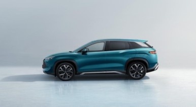 宋L DM-i震撼上市13.58万元起，大小宋双车绝杀合资燃油SUV