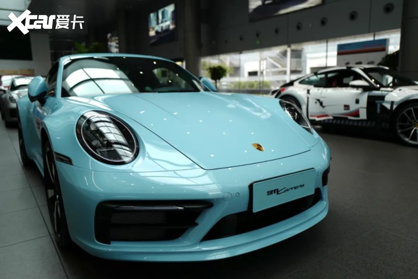 海湾蓝与保时捷911 始终都是绝配