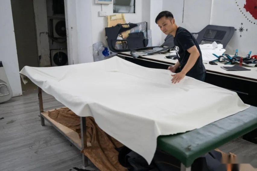 平安夜吃一口吉利ICON的“糖果”，用色彩彻底征服你们的少女心