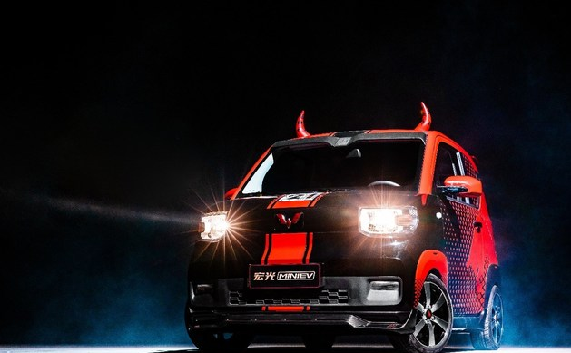 【新车资讯】#宏光MINI EV牛年纪念款亮相#