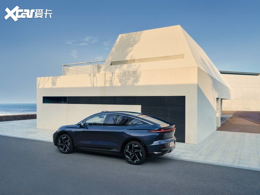 不到20万可入手的中大型豪华纯电SUV，只此飞凡R7一家，买它！