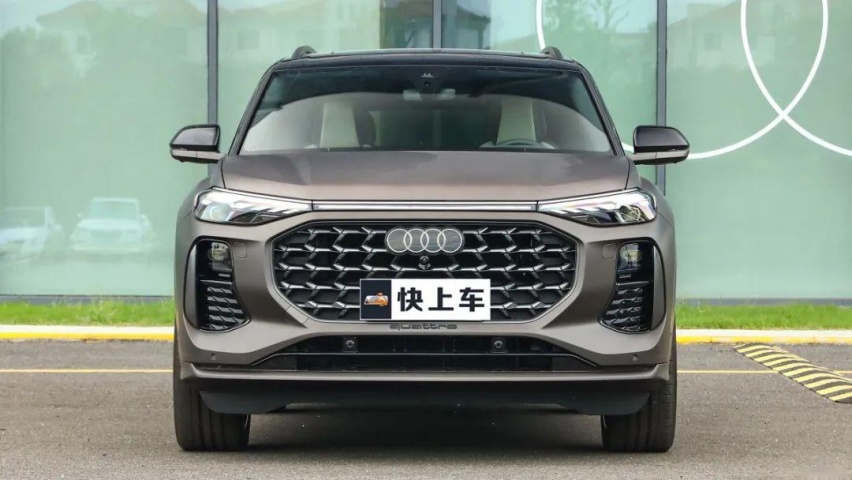 同门较量，奥迪Q6对比奥迪Q7，谁才是妥妥六边形战士？