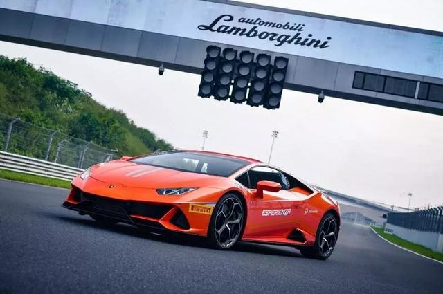 国内首试兰博基尼Huracán EVO,让你意想不到的听话!