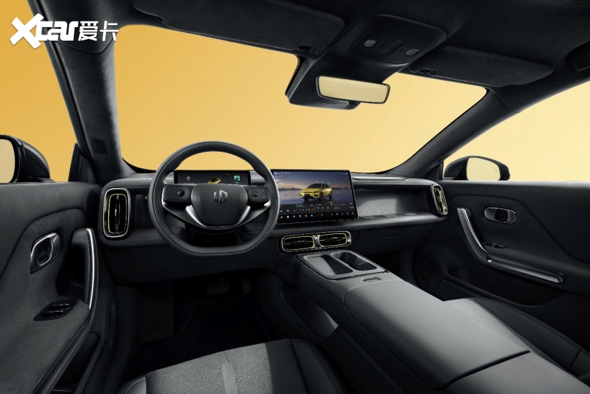 为年轻不将就，零跑Lafa5上市，限时惊喜价仅9.28万元起