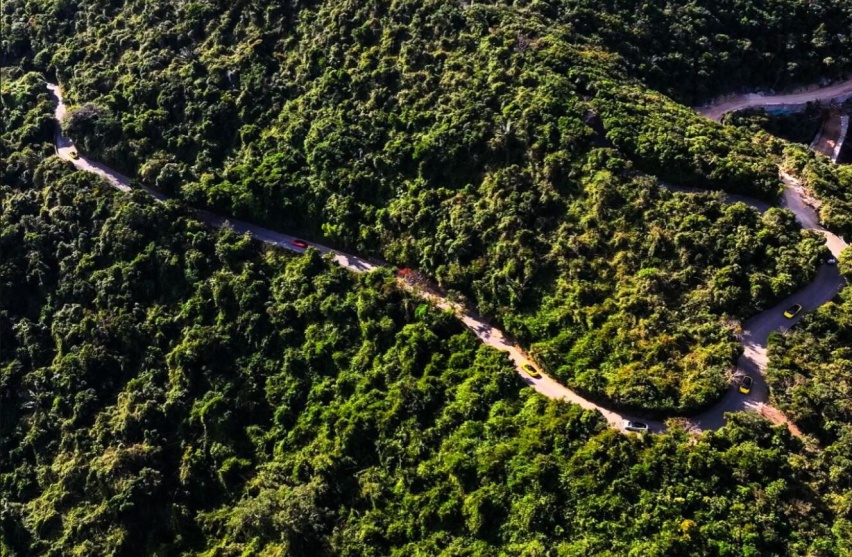 三亚试驾路特斯EMEYA繁花 始于赛道 更优于赛道