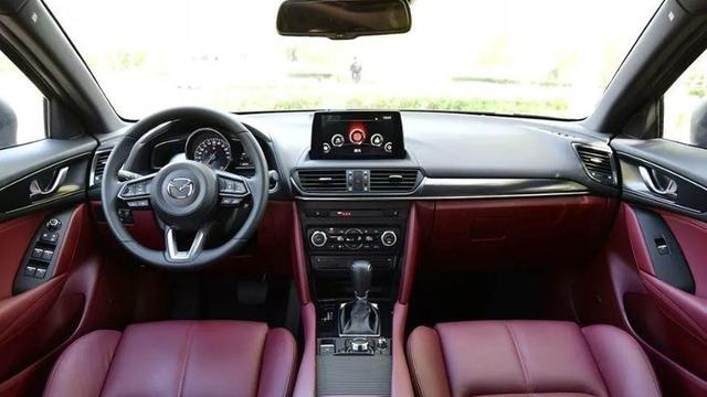 路咖与车:起售价降了4千 改款的马自达CX-4值不值?