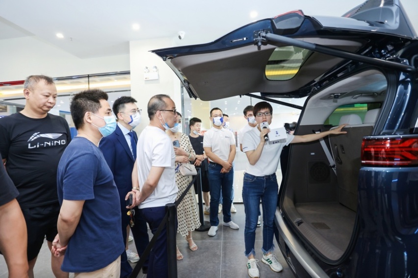 拒绝无效内卷与“差别对待”｜腾势D9静态体验