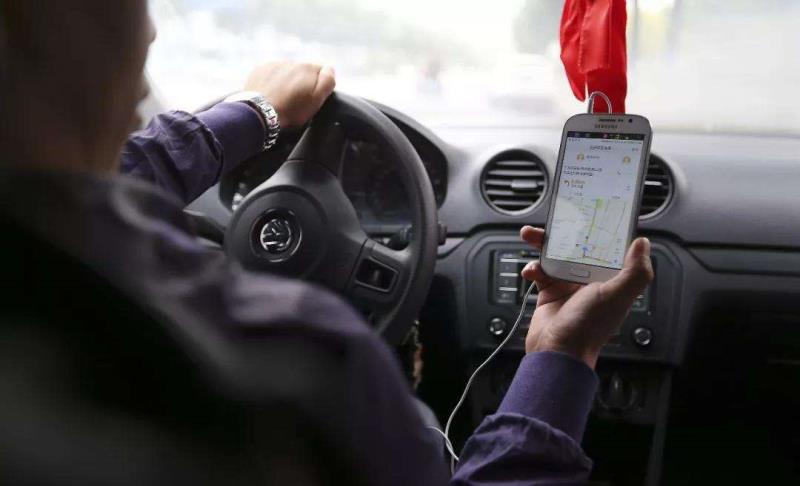 ��Լ���ֳ��¹涨���˿�����˾��ȴ���˲�����