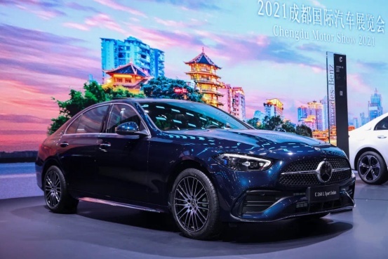“真香警告”，全新一代奔驰C级登陆成都车展
