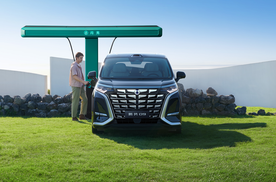 二代腾势D9预售仅38.98万起，还让你免费割18个月的韭菜？