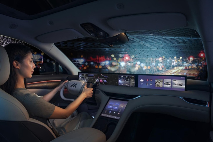 “超级爆品”智己LS6登顶“中大型纯电SUV”销冠