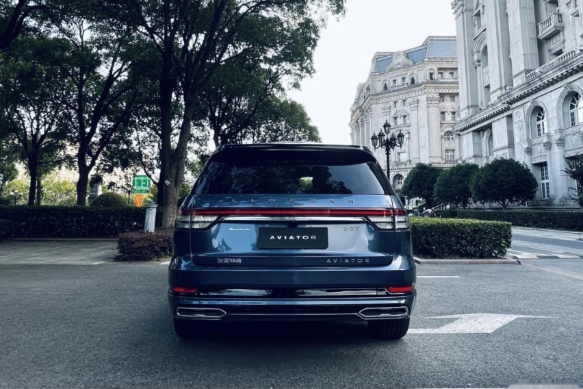 百万以内最豪华的SUV！林肯飞行家总统版值得买吗？