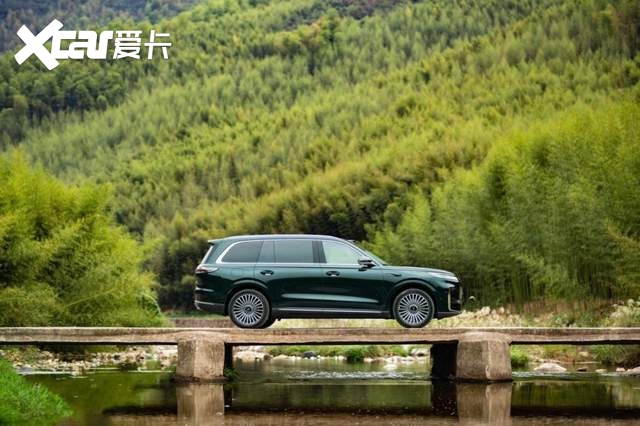 大六座SUV“井喷”,风云T11的用户价值分析