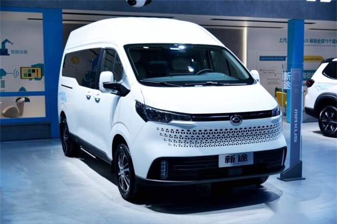 上汽大通MAXUS“大家庭豪华电动MPV”大家7于成都车展全球首秀