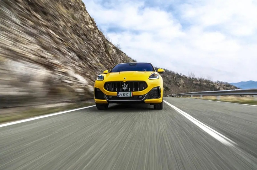 比Macan漂亮的玛莎拉蒂新SUV 3.0T+V8 预计50万起