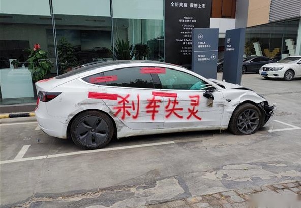 最低只要25万！轴距近3米 网友：宝马5系奔驰E级都不香了