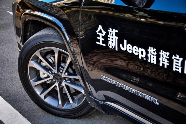在拥有夏威夷同款阳光的惠州，Jeep指挥官PHEV和我通电了