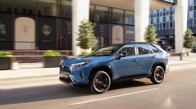 新款RAV4官图发布，SE Hybrid版本更年轻动感，下月中旬北美上