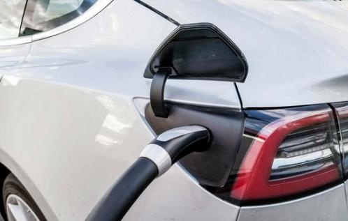 特斯拉model3 售价不到30万？中国造车新势力都慌了！